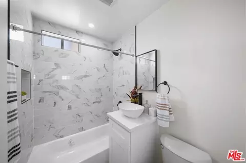 Bath - 13445 Obispo Ave, Paramount, CA 90723 photo 1 of 2