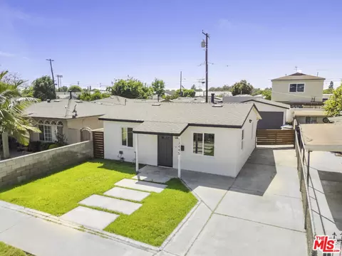 Exterior - 13445 Obispo Ave, Paramount, CA 90723 photo 3 of 5