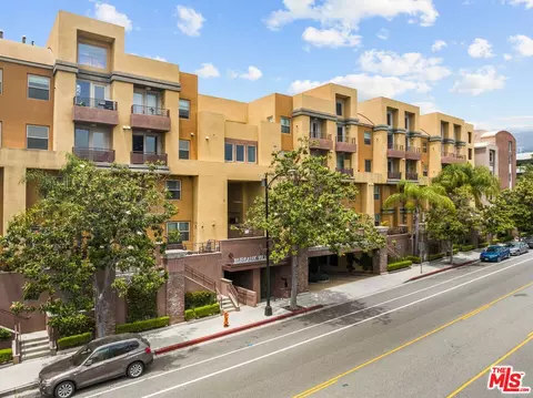 201 E Angeleno Ave #113, Burbank, CA 91502