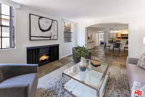 740 N Kings Rd #218, West Hollywood, CA 90069