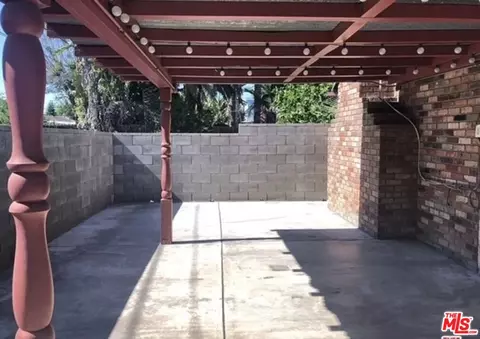 6839 Aura Ave, Reseda, CA 91335 photo 9