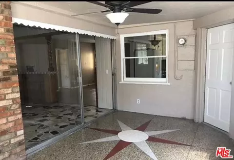 6839 Aura Ave, Reseda, CA 91335 photo 4