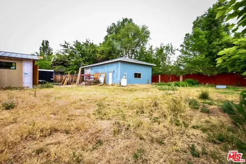 499 S Barlow Ln, West Bishop, CA 93514 photo 8