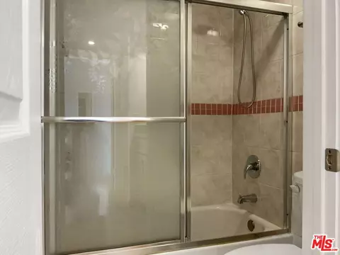 Bath - 4304 Walnut St #14, Baldwin Park, CA 91706 photo 1 of 2