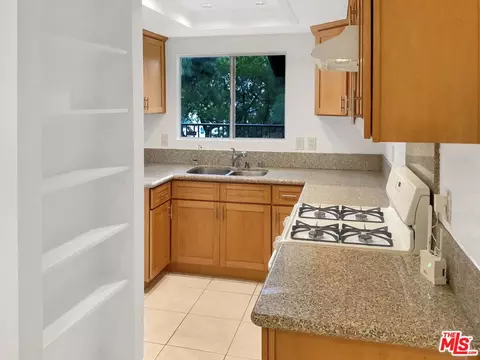 Kitchen - 4304 Walnut St #14, Baldwin Park, CA 91706 photo 2 of 3