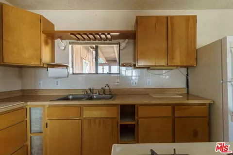 80775 Indian Trl, Twentynine Palms, CA 92277 photo 11