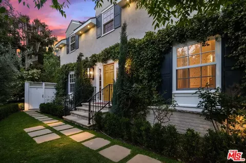 4029 Davana Rd, Sherman Oaks, CA 91423