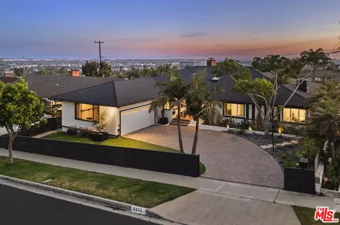 5203 Bedford Ave, Los Angeles, CA 90056