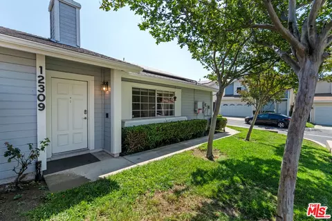 Exterior - 12309 Clover Rd, Pacoima, CA 91331 photo 1 of 3
