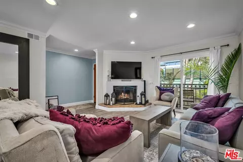 2150 16th St, Santa Monica, CA 90405