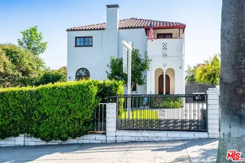 1234 S Manhattan Pl, Los Angeles, CA 90019