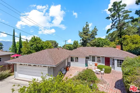 2904 Highridge Rd, La Crescenta, CA 91214