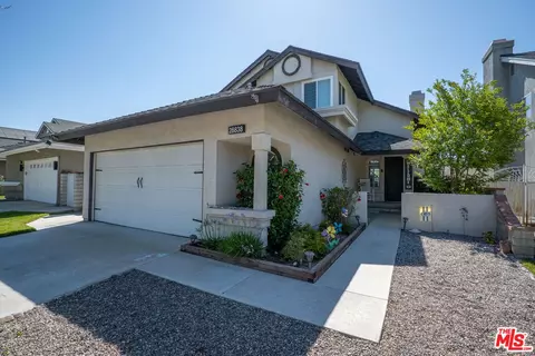 28838 Raintree Ln, Santa Clarita, CA 91390