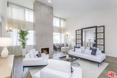 8455 Fountain Ave #509, West Hollywood, CA 90069