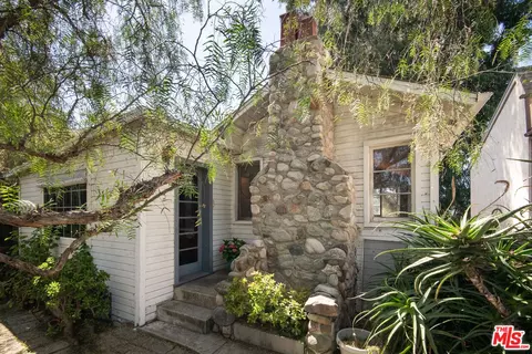19777 Grand View Dr, Topanga, CA 90290