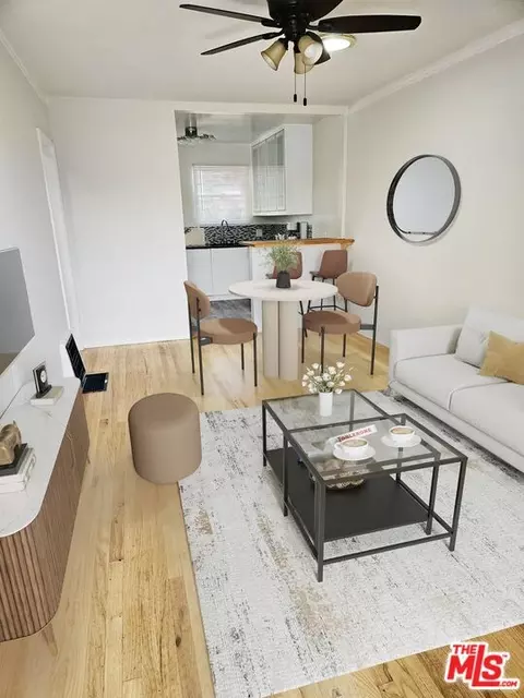 2446 20th St #3, Santa Monica, CA 90405