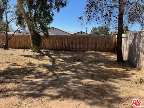 18145 Juniper St, Hesperia, CA 92345 photo 17