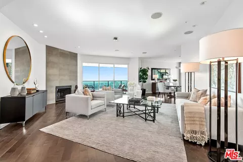 10490 Wilshire Blvd #1103, Los Angeles, CA 90024