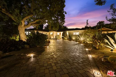 719 Northwestern Dr, Claremont, CA 91711