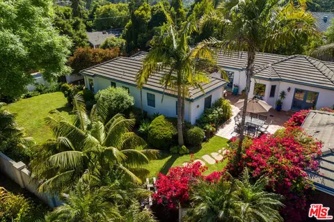 588 Paso Robles Dr, Santa Barbara, CA 93108