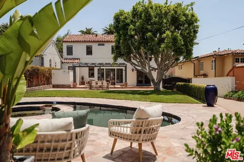 1565 N Columbus Ave, Glendale, CA 91202