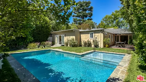 4834 Carpenter Ave, Valley Village, CA 91607