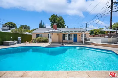 8230 Lindley Ave, Reseda, CA 91335 photo 1