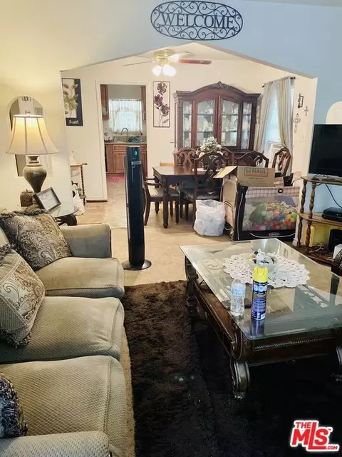 740 W 9th St, San Bernardino, CA 92410 photo 4