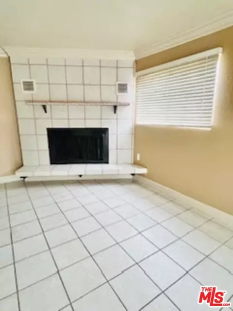 813 S Pannes Ave, Compton, CA 90221 photo 4