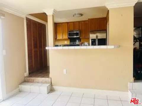 813 S Pannes Ave, Compton, CA 90221 photo 3