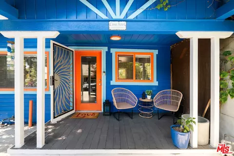 5131 La Vista Ct, Los Angeles, CA 90004