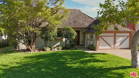 2278 E Mountain St, Pasadena, CA 91104
