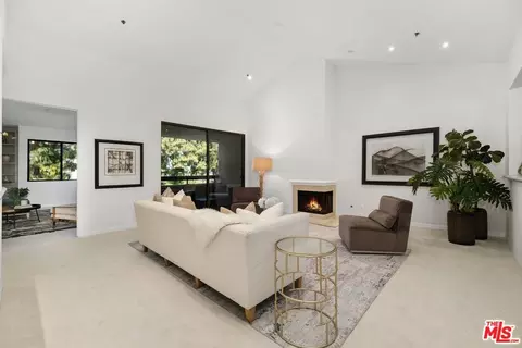 2132 Century Park Ln #409, Los Angeles, CA 90067