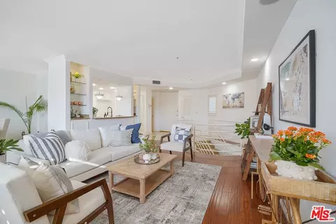 1722 Malcolm Ave #403, Los Angeles, CA 90024