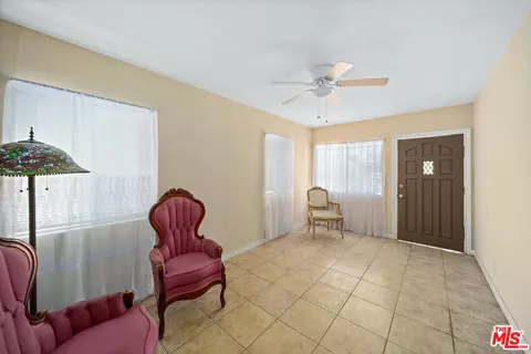 Entry Way - 2532 E 131st St, Compton, CA 90222 photo 3 of 8