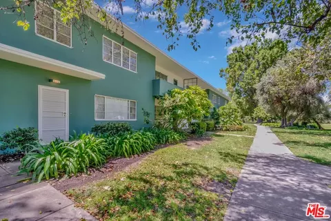 5120 Village Grn, Los Angeles, CA 90016