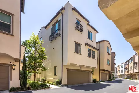 11244 N Alta Ln, Mission Hills, CA 91345