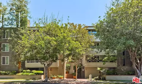 1888 Greenfield Ave #207, Los Angeles, CA 90025