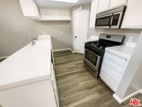 Kitchen - 7021 Alondra Blvd #1, Paramount, CA 90723 photo 1 of 1