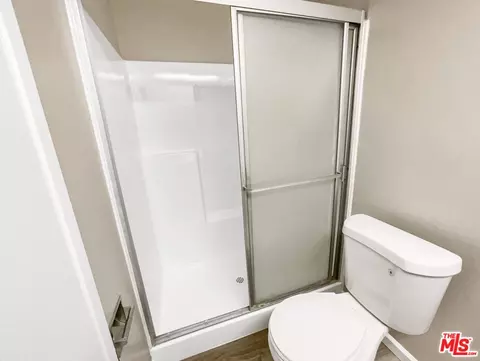 Bath - 7021 Alondra Blvd #1, Paramount, CA 90723 photo 3 of 5