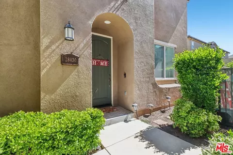28430 Mirabelle Ln, Santa Clarita, CA 91350