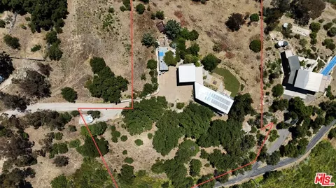 9901 Chumash Trl, Malibu, CA 90265 photo 40