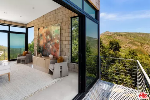 9901 Chumash Trl, Malibu, CA 90265 photo 21