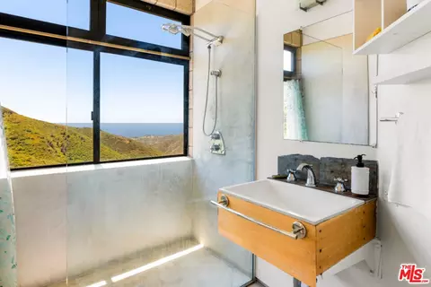 9901 Chumash Trl, Malibu, CA 90265 photo 25