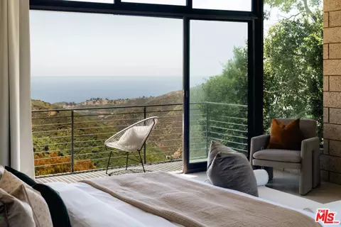 9901 Chumash Trl, Malibu, CA 90265 photo 19