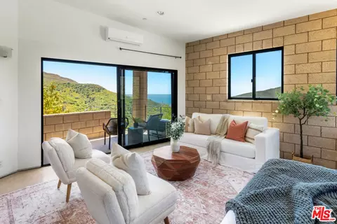 9901 Chumash Trl, Malibu, CA 90265 photo 32