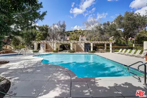 22345 Heritage Pass Pl, Chatsworth, CA 91311