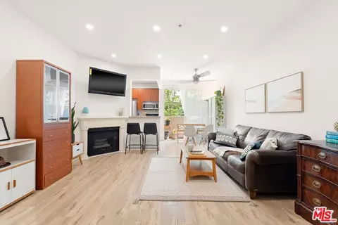 620 S Gramercy Pl #131, Los Angeles, CA 90005