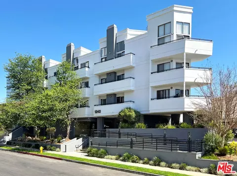 1248 Mcclellan Dr, Los Angeles, CA 90025