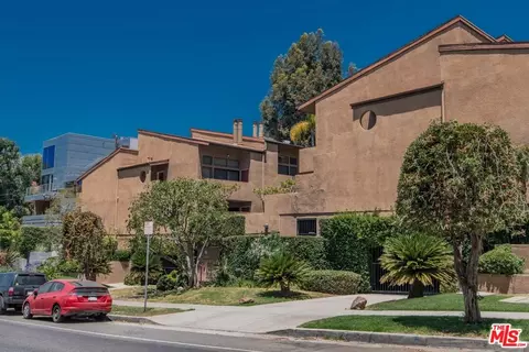 6665 Franklin Ave #6, Los Angeles, CA 90028